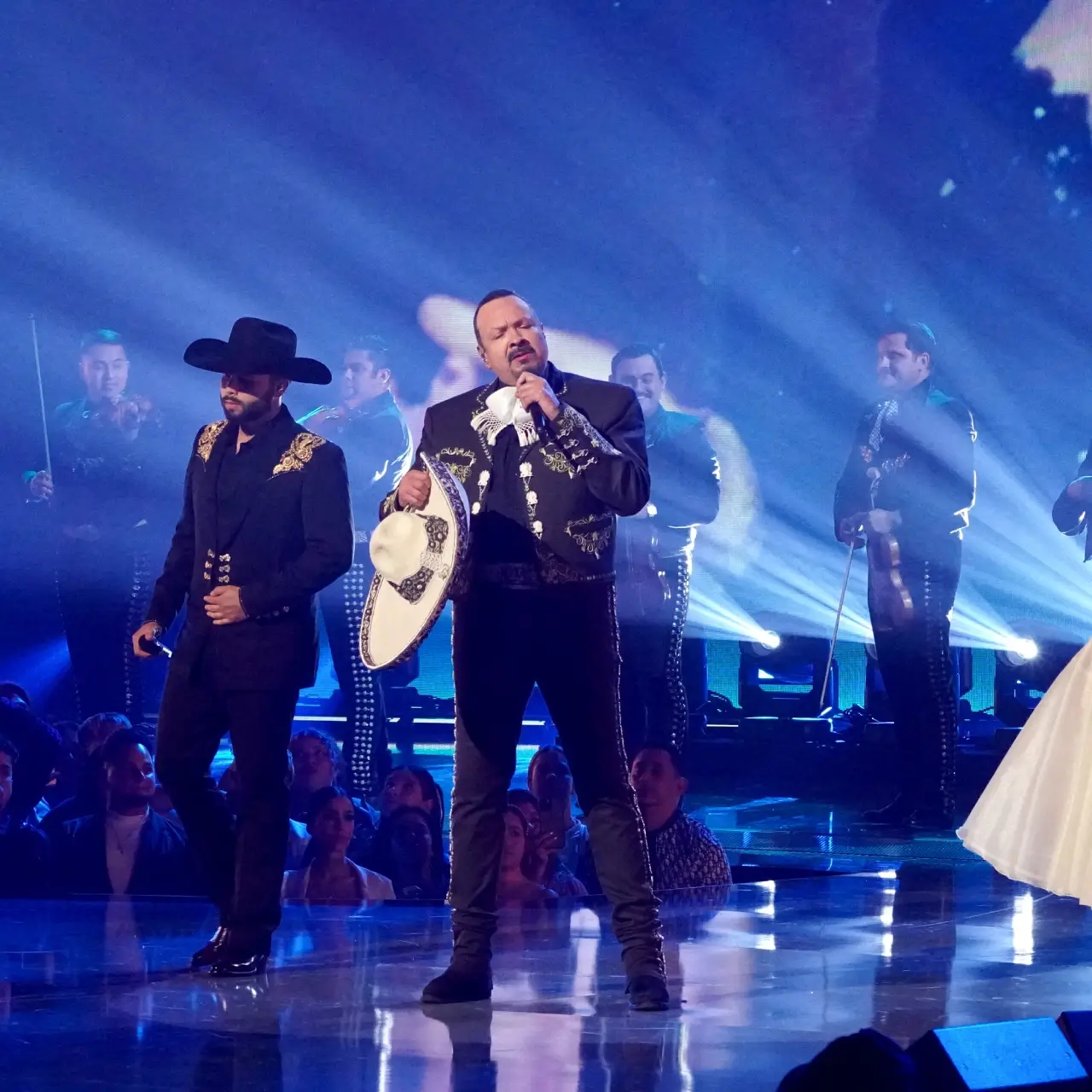 Pepe Aguilar: música y tecnología al ritmo de la inteligencia artificial