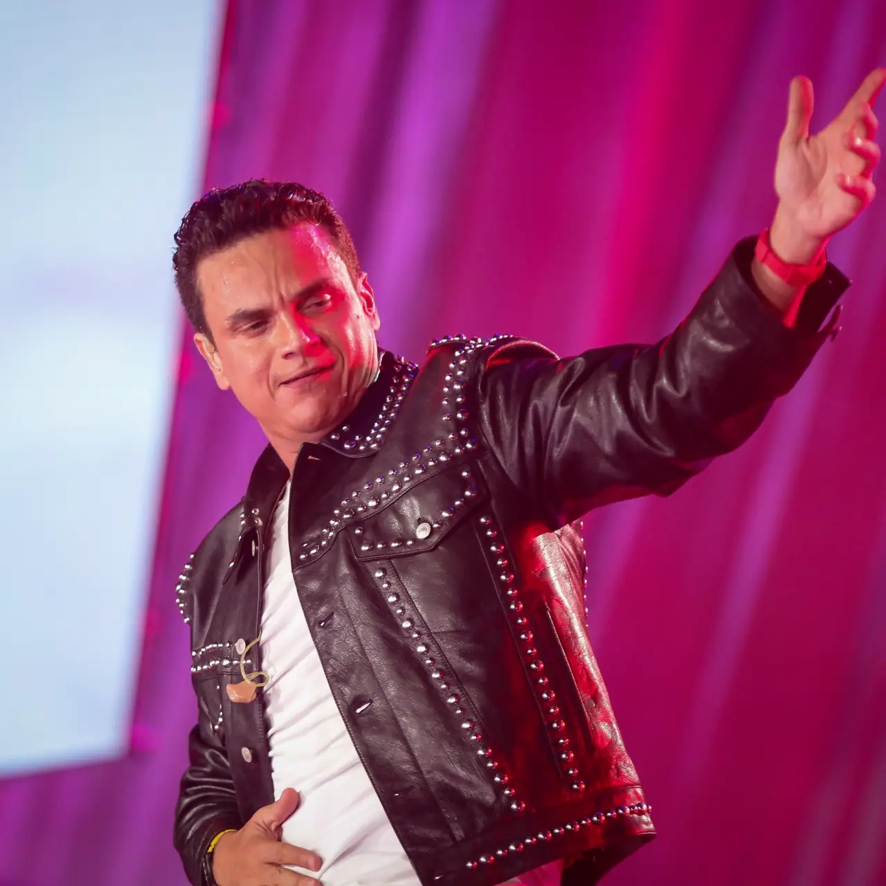 ¡Confirmado! Silvestre Dangond será presentador de la Premiere de los Latin Grammy 2025